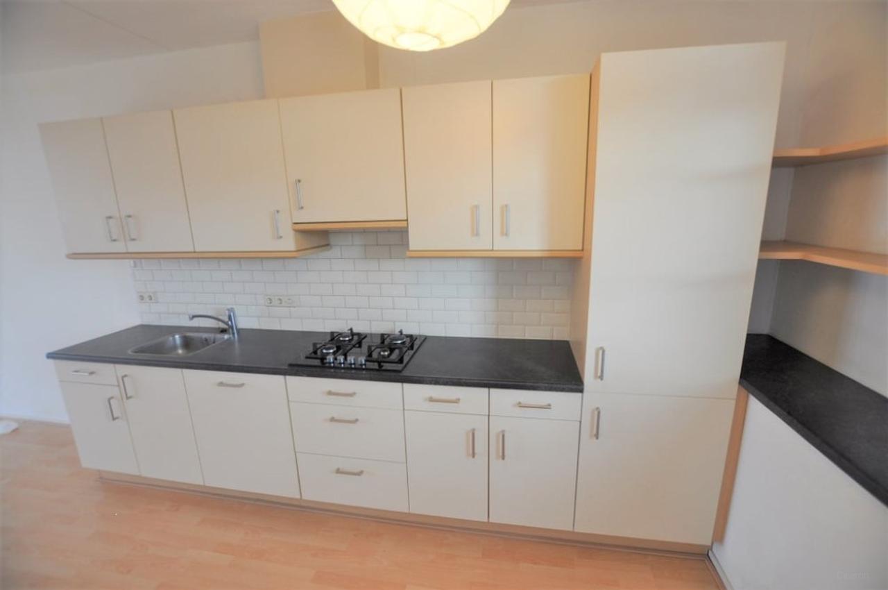 Gemeubileerd 2-slaapkamerappartement met dakterras - Afbeelding 5