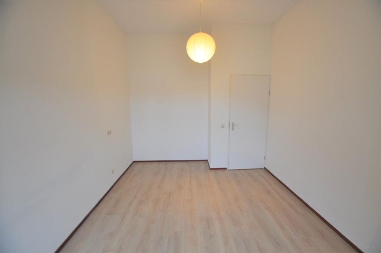 Gemeubileerd 2-slaapkamerappartement met dakterras - Afbeelding 9