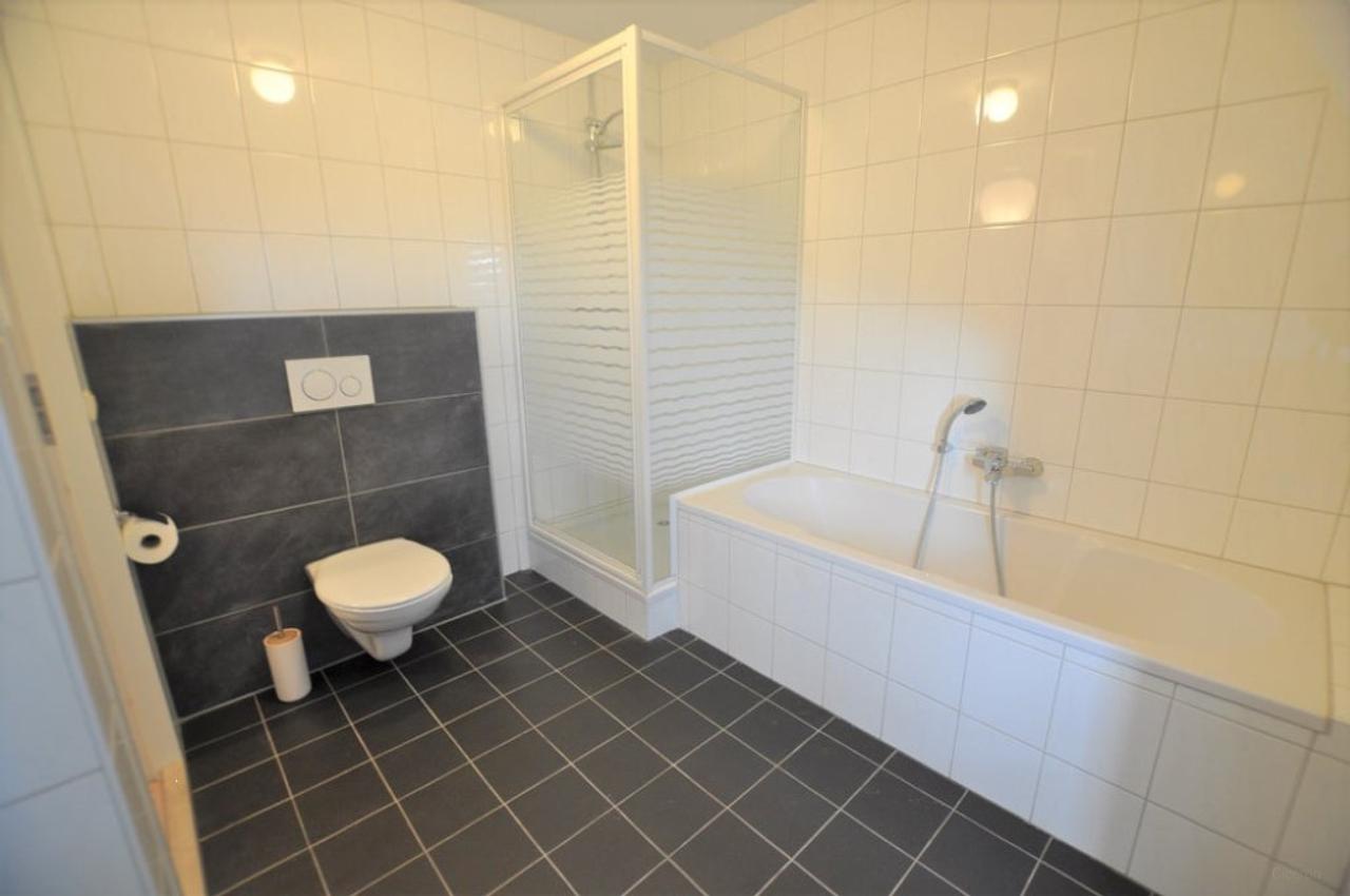 Gemeubileerd 2-slaapkamerappartement met dakterras - Afbeelding 11