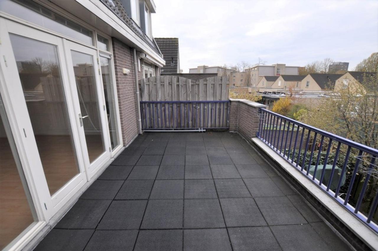 Gemeubileerd 2-slaapkamerappartement met dakterras - Afbeelding 13
