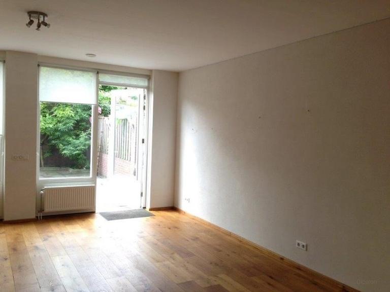 Apartment with Garden in Eliasterrein - Image 5