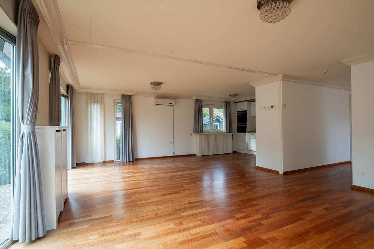 Detached House with Garden in Voorthuizen - Image 4