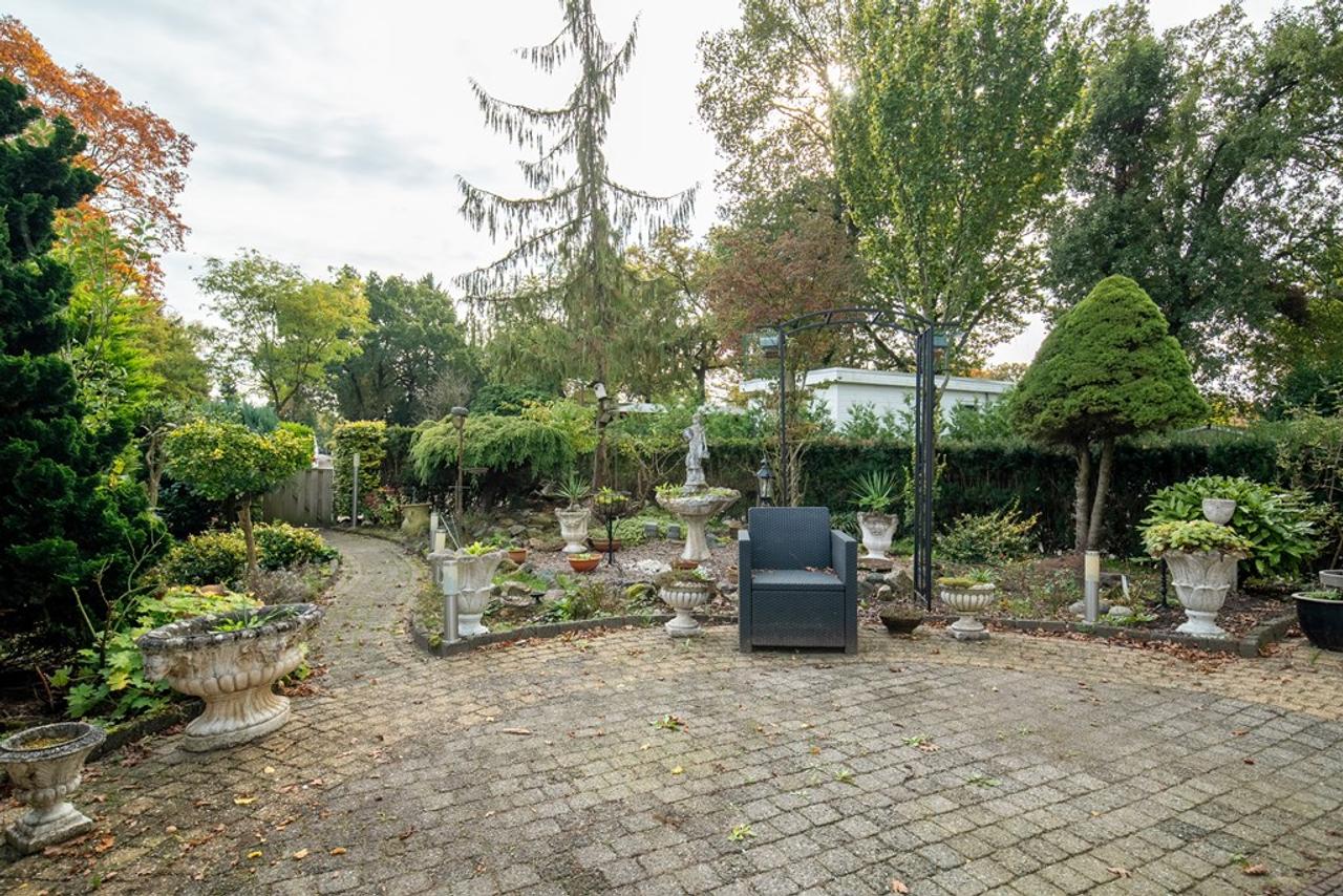 Detached House with Garden in Voorthuizen - Image 28