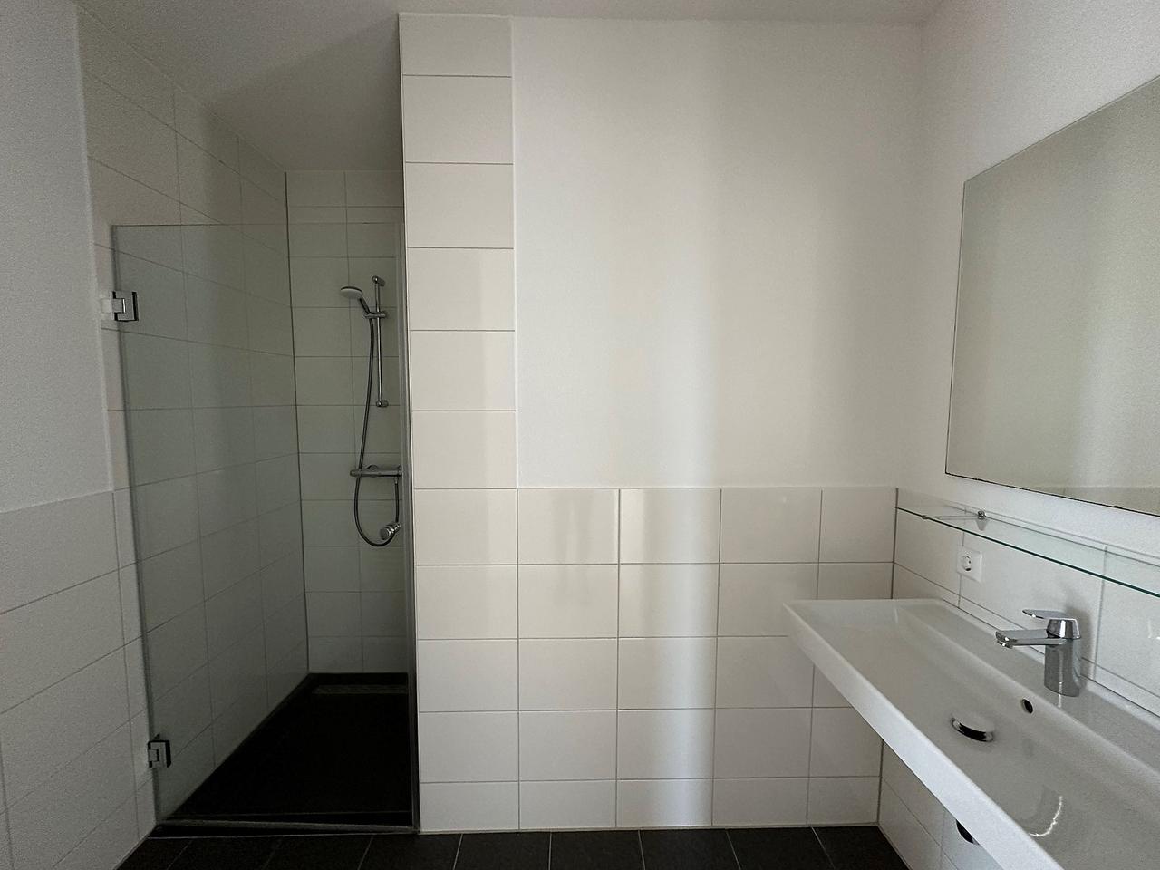 Driekamerappartement met zonnig balkon aan het IJ - Afbeelding 5