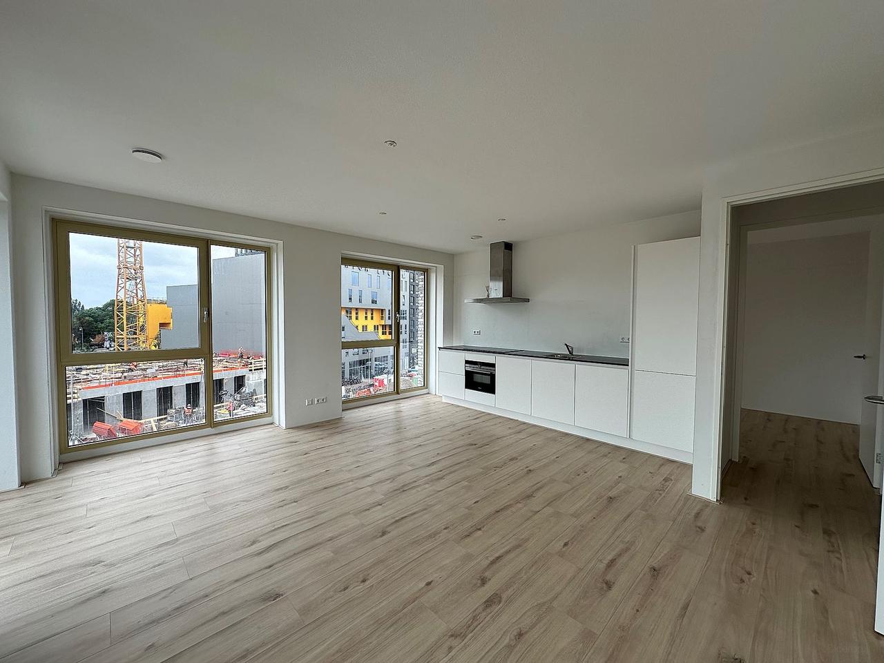3-kamerappartement aan het IJ met zonnig balkon - Afbeelding 3