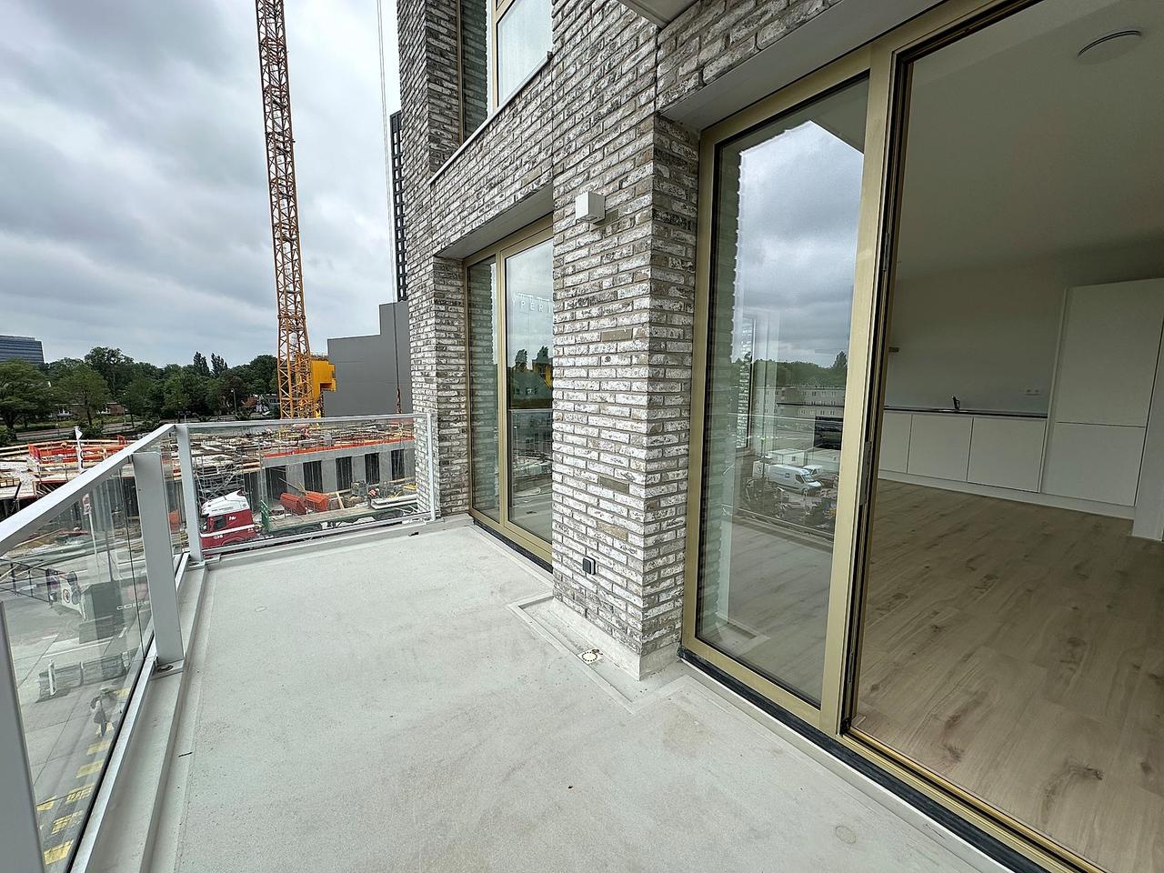 3-kamerappartement aan het IJ met zonnig balkon - Afbeelding 5