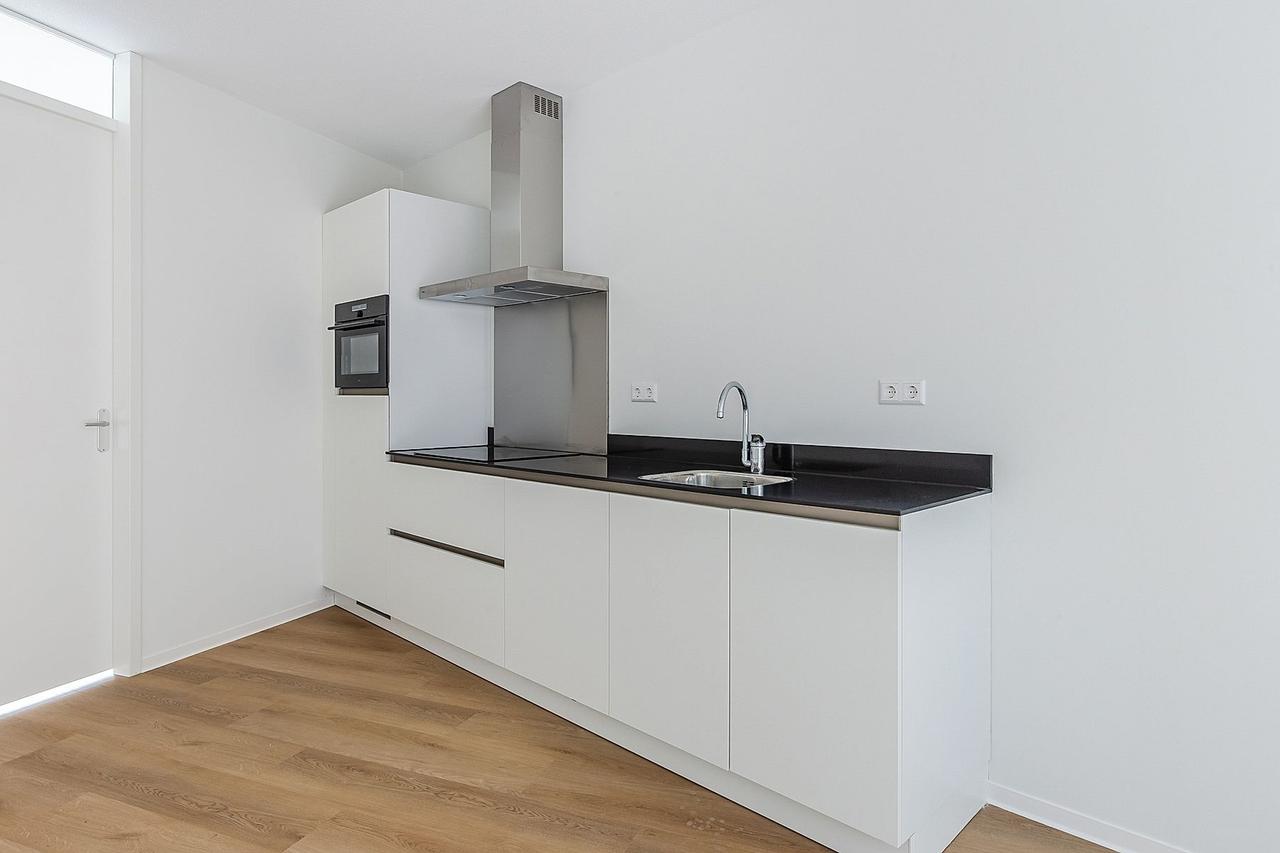 83 m² appartement aan de Houthavenkade - Afbeelding 2