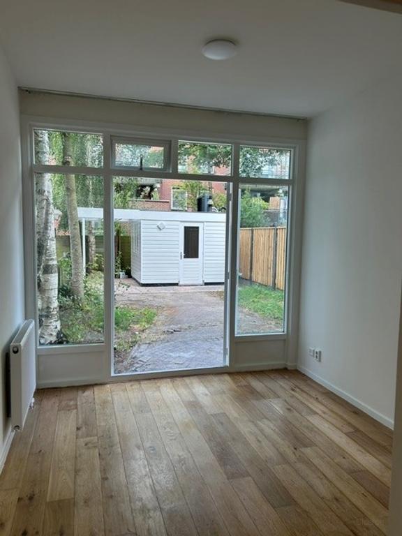 3-kamer appartement met tuin in Amsterdam - Afbeelding 2