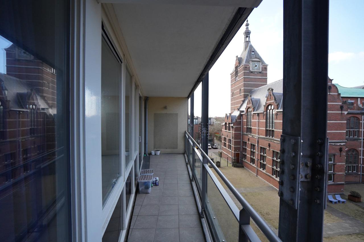 2-bedroom apartment in former TU Library - Image 13
