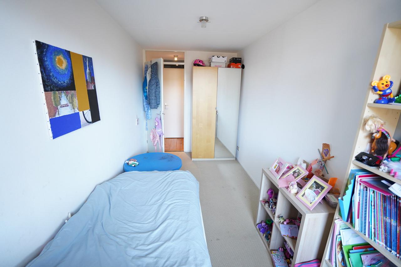 2-bedroom apartment in former TU Library - Image 18