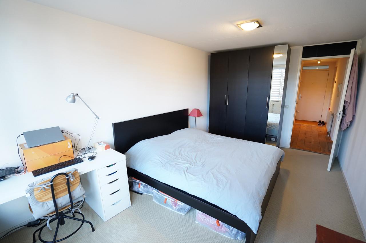 2-bedroom apartment in former TU Library - Image 23