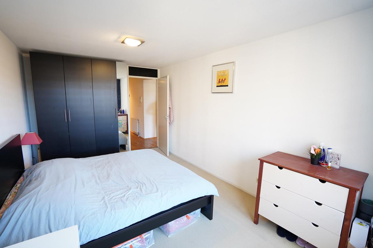 2-bedroom apartment in former TU Library - Image 25