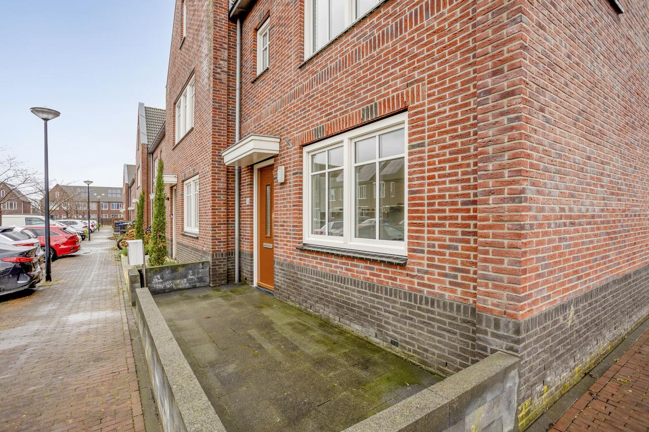 Eengezinswoning met 4 slaapkamers en tuin - Afbeelding 20