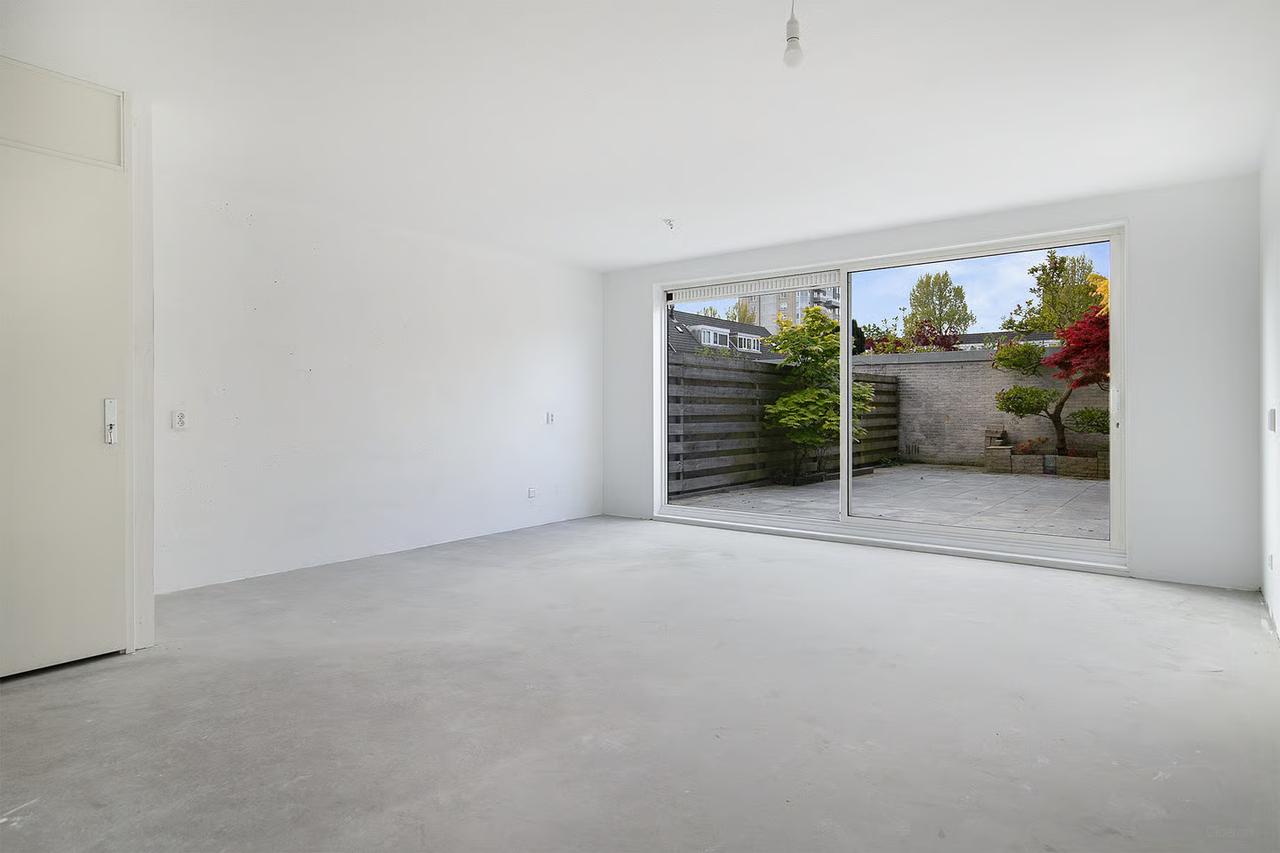 133 m² Family Home with Garden in Bankras - Image 3