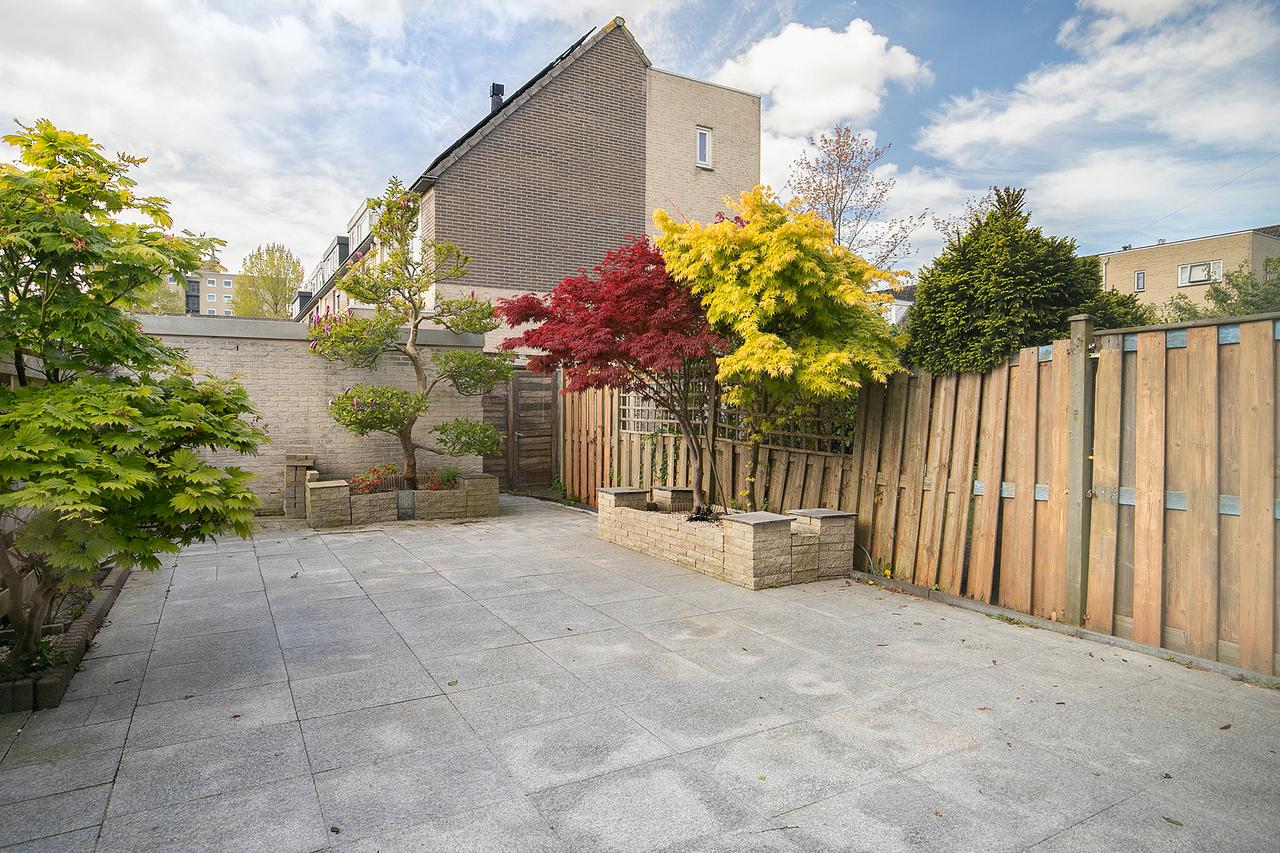 133 m² Family Home with Garden in Bankras - Image 14