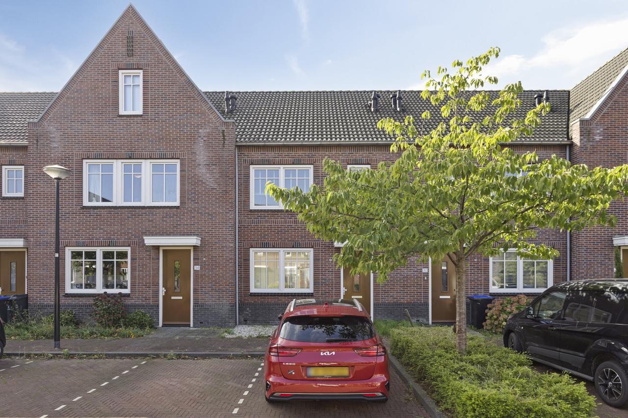 5-slaapkamer hoekwoning met tuin in Wilnis - Afbeelding 1