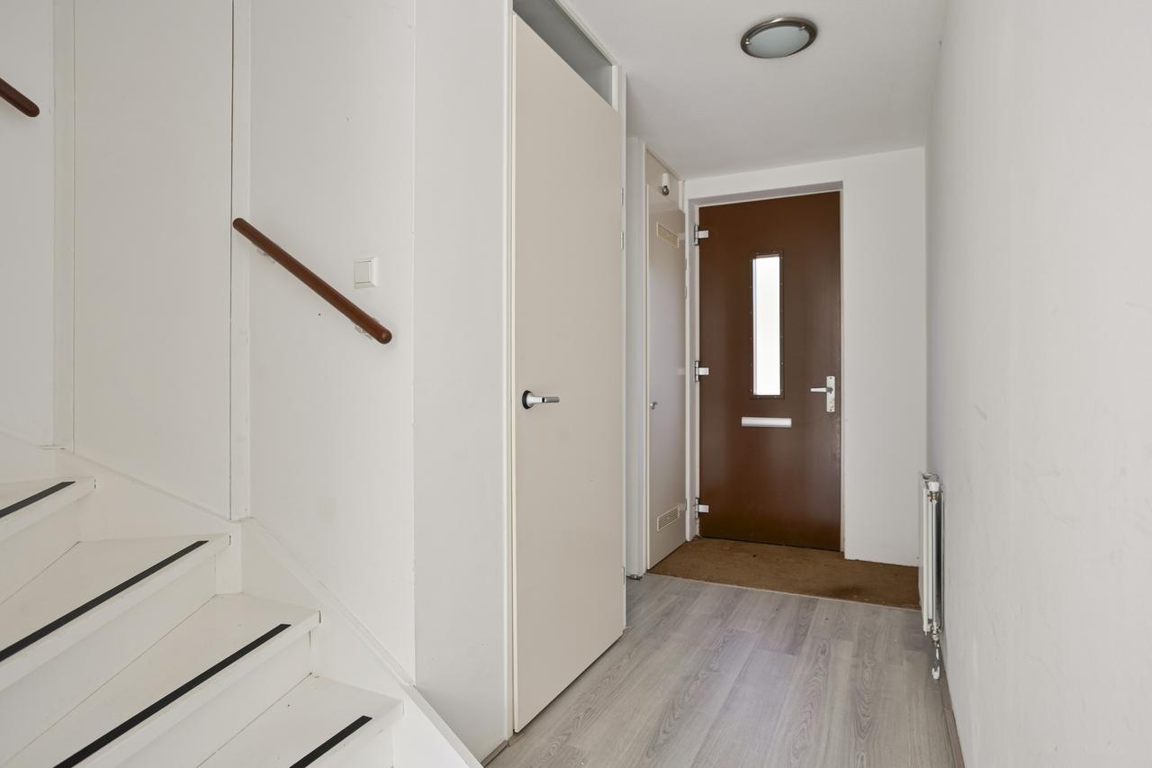5-slaapkamer hoekwoning met tuin in Wilnis - Afbeelding 2
