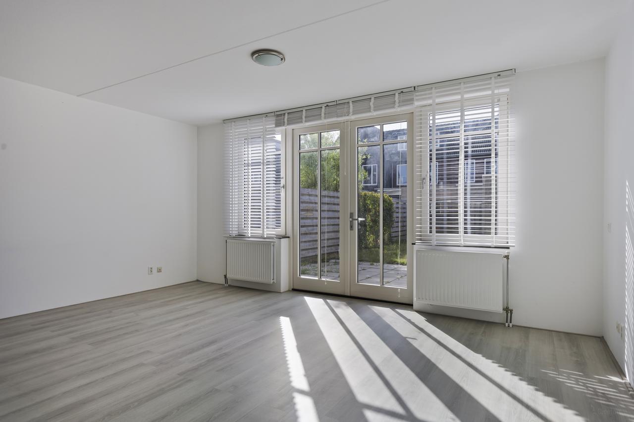 5-slaapkamer hoekwoning met tuin in Wilnis - Afbeelding 3