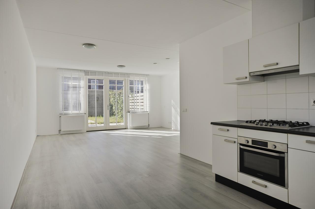 5-slaapkamer hoekwoning met tuin in Wilnis - Afbeelding 6