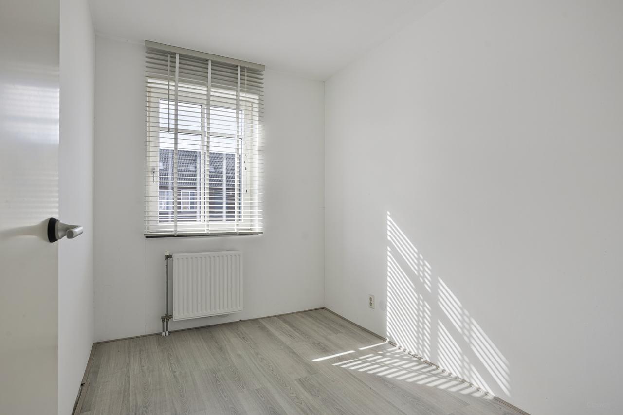5-slaapkamer hoekwoning met tuin in Wilnis - Afbeelding 9