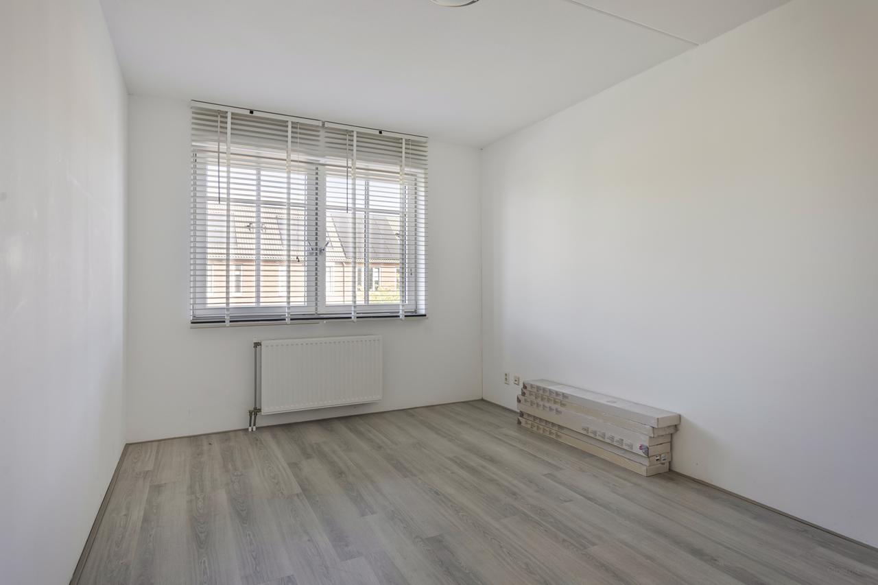5-slaapkamer hoekwoning met tuin in Wilnis - Afbeelding 12