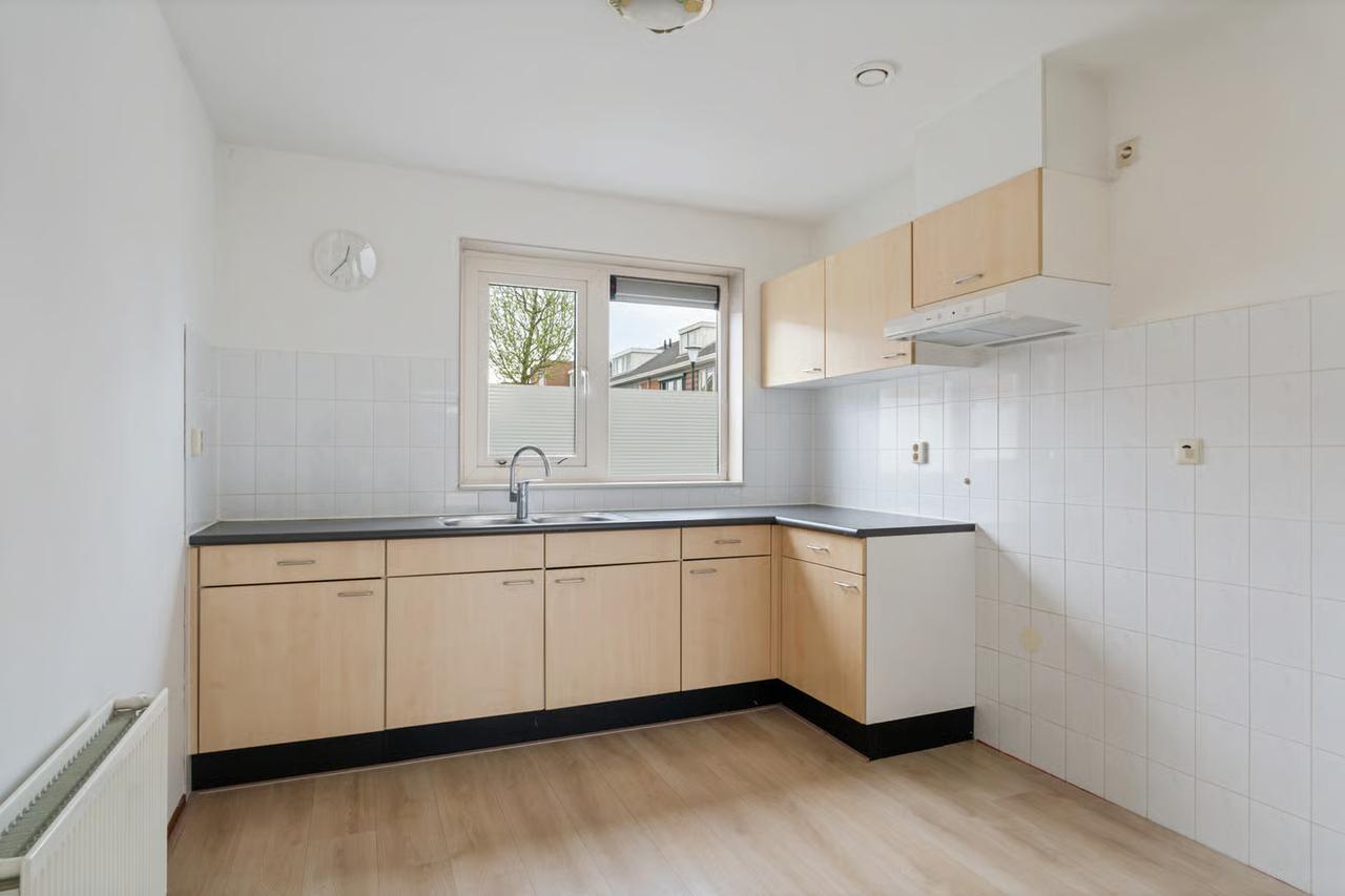 Huis in Meerwede voor €1325 per maand - Afbeelding 8