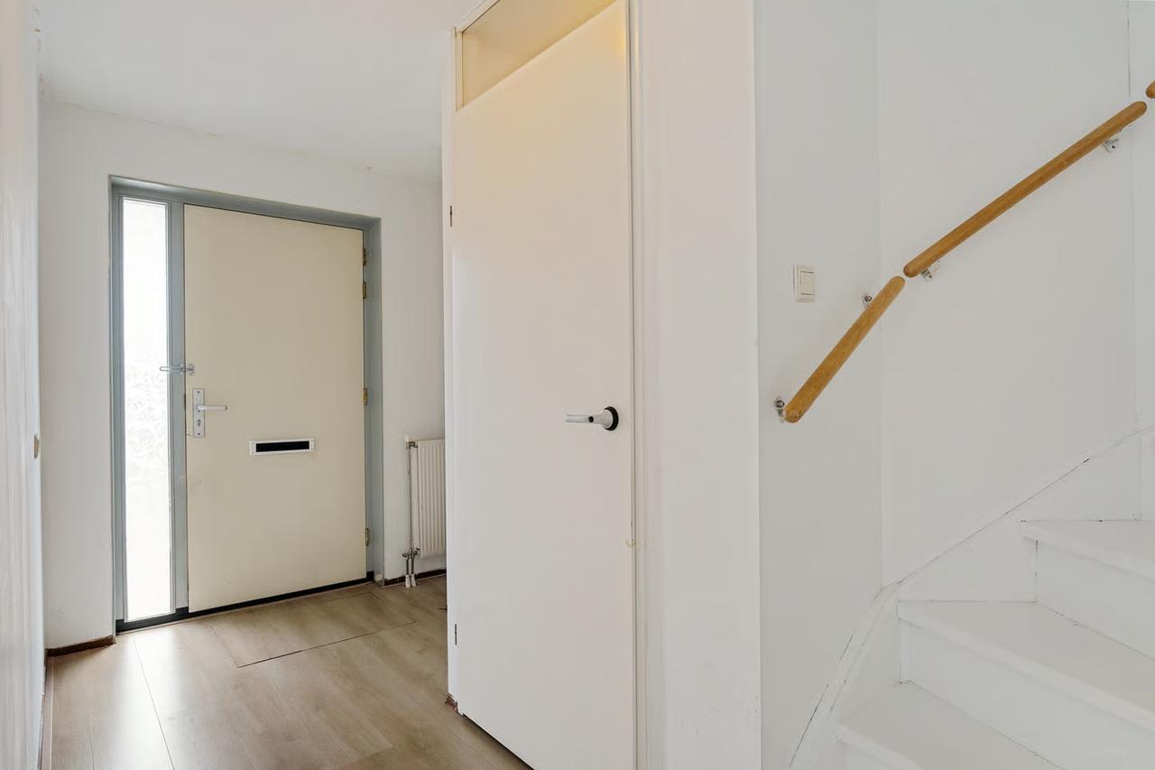 Huis in Meerwede voor €1325 per maand - Afbeelding 10