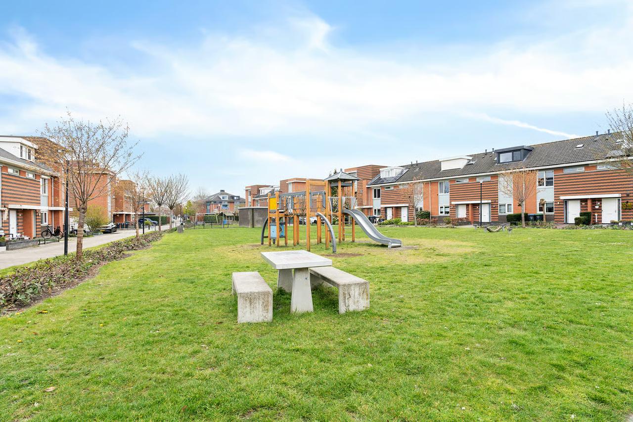 Huis in Meerwede voor €1325 per maand - Afbeelding 27