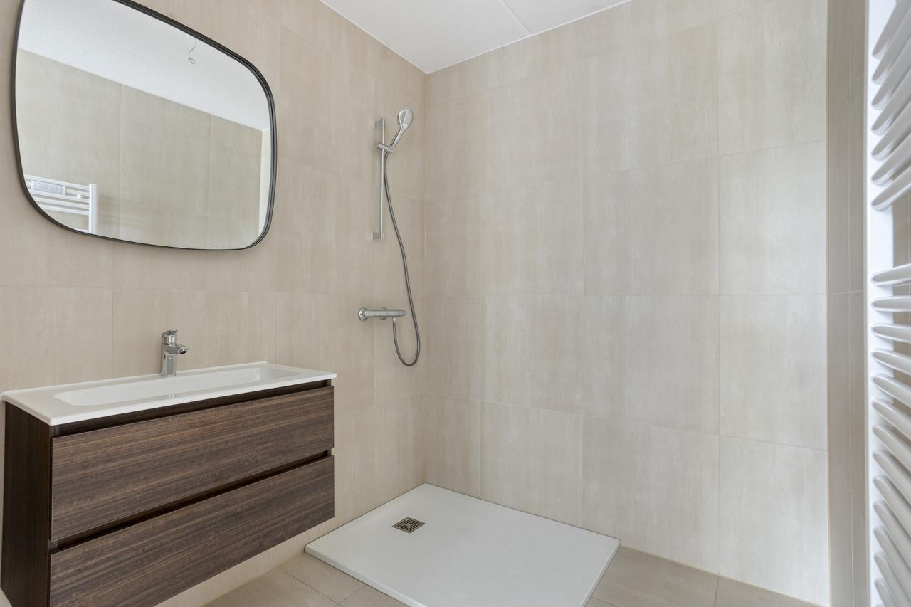 Nieuw 2-kamerappartement met balkon en parkeerplek - Afbeelding 13