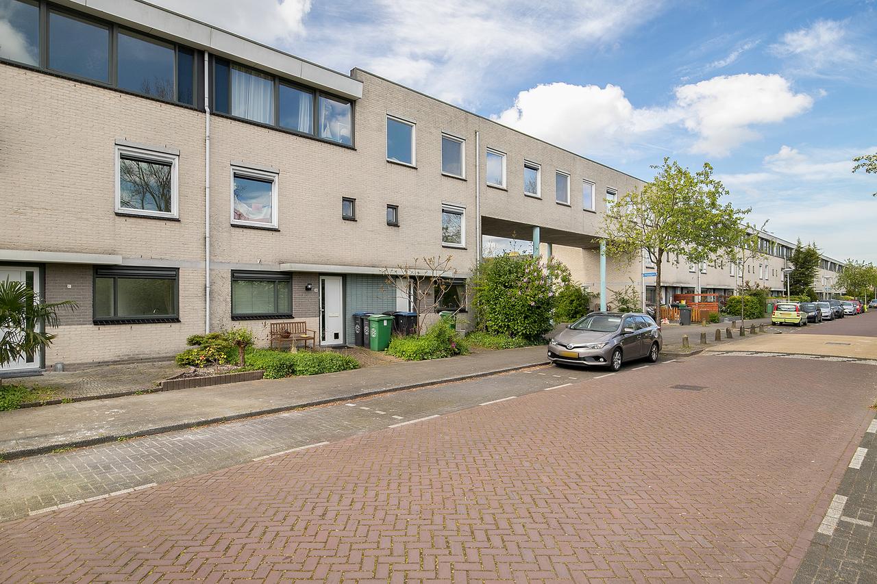 115 m² Townhouse with Garden in Amstelveen - Image 1