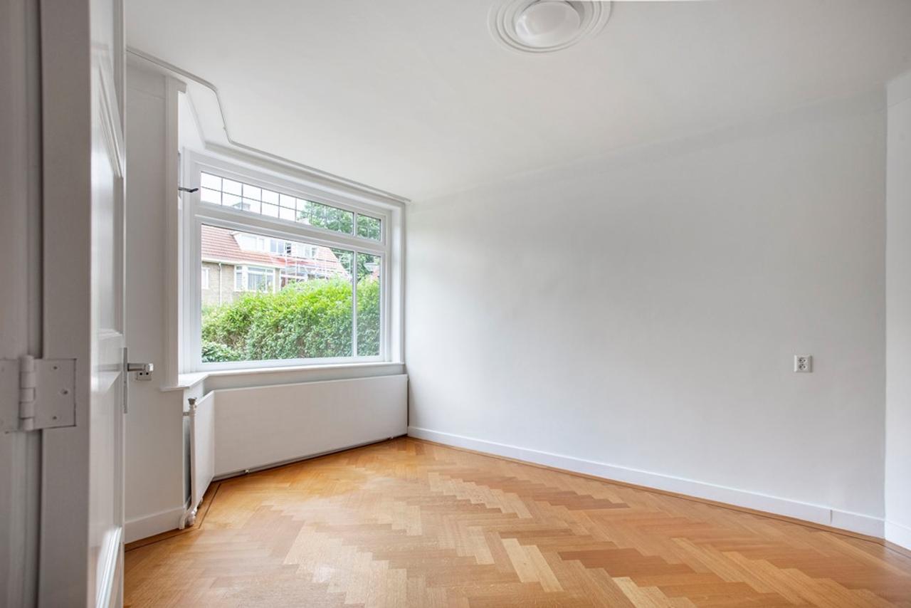 Ground-floor apartment with sunny garden in Hoogkamp - Image 3