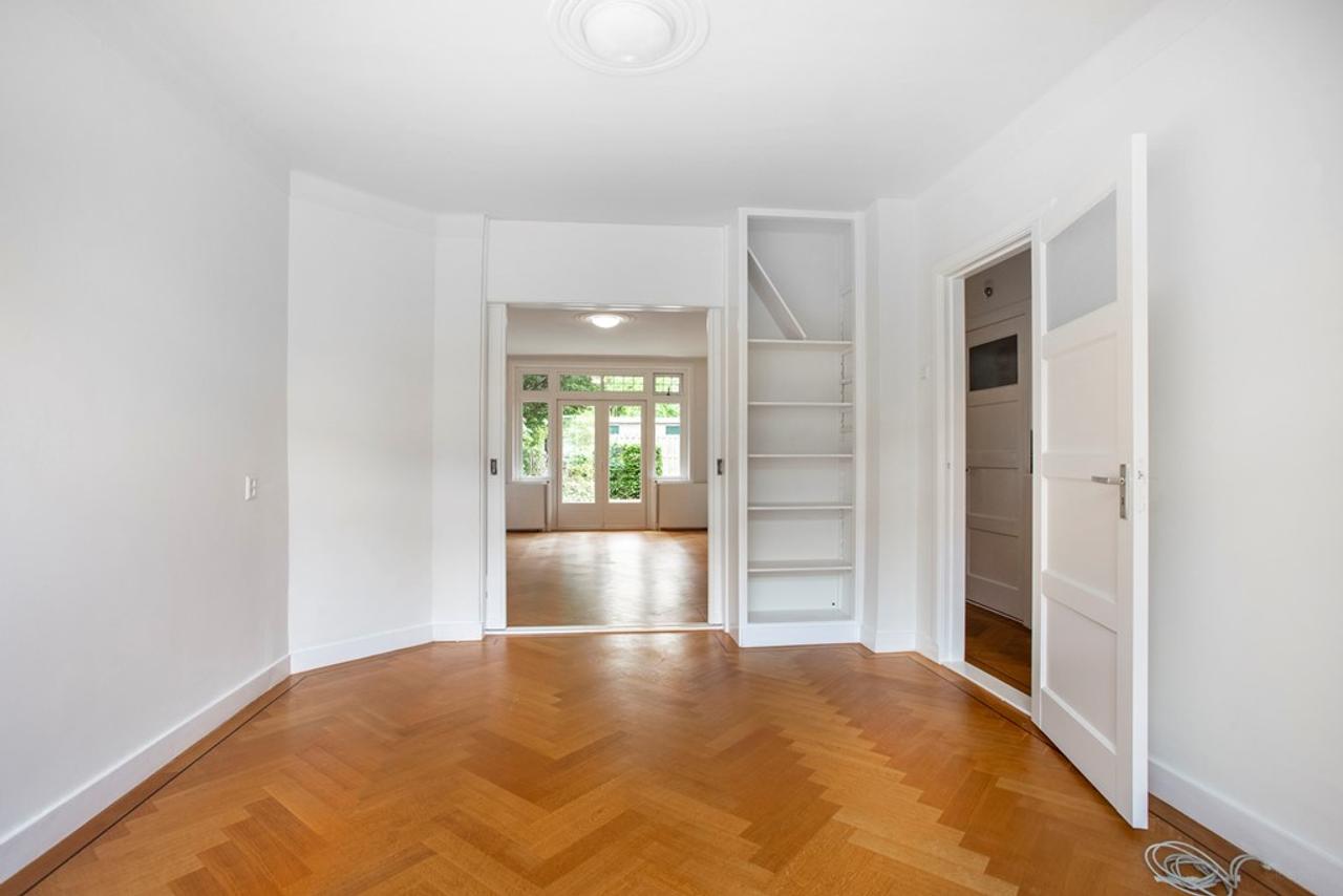 Ground-floor apartment with sunny garden in Hoogkamp - Image 4