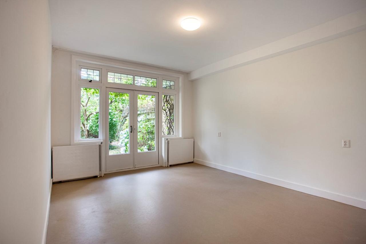 Ground-floor apartment with sunny garden in Hoogkamp - Image 18