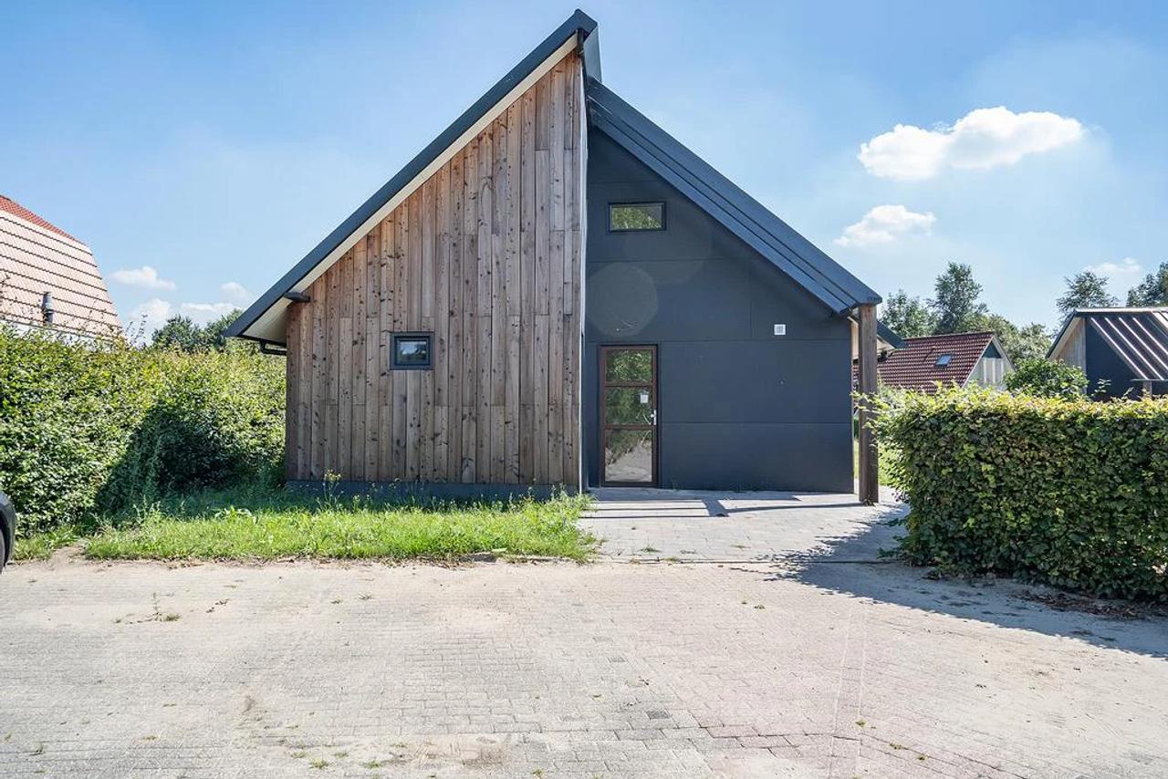 3-Bedroom House for Rent in Zwiggelte - Image 26