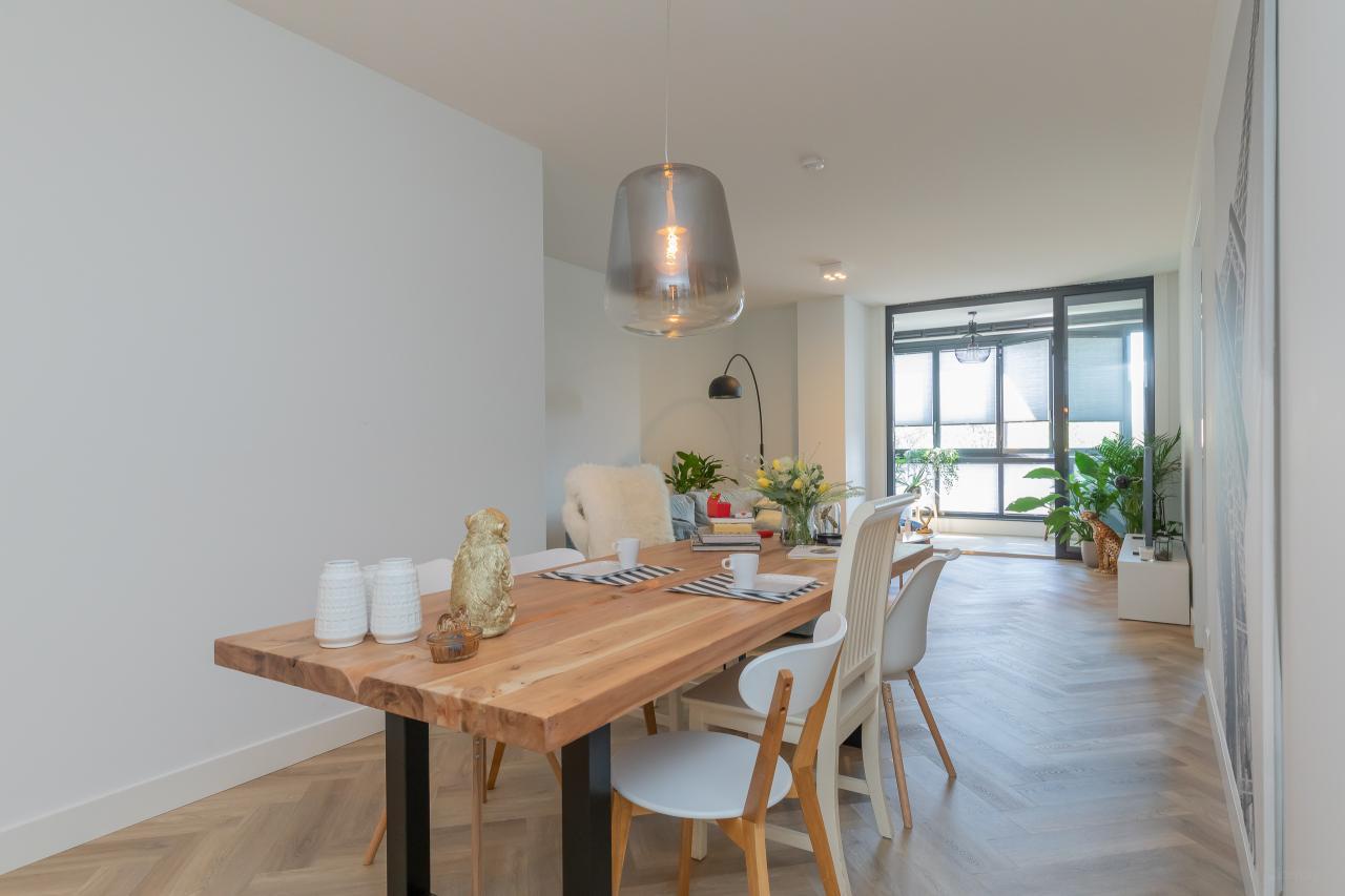 Furnished 3-room apartment with loggia - Image 4