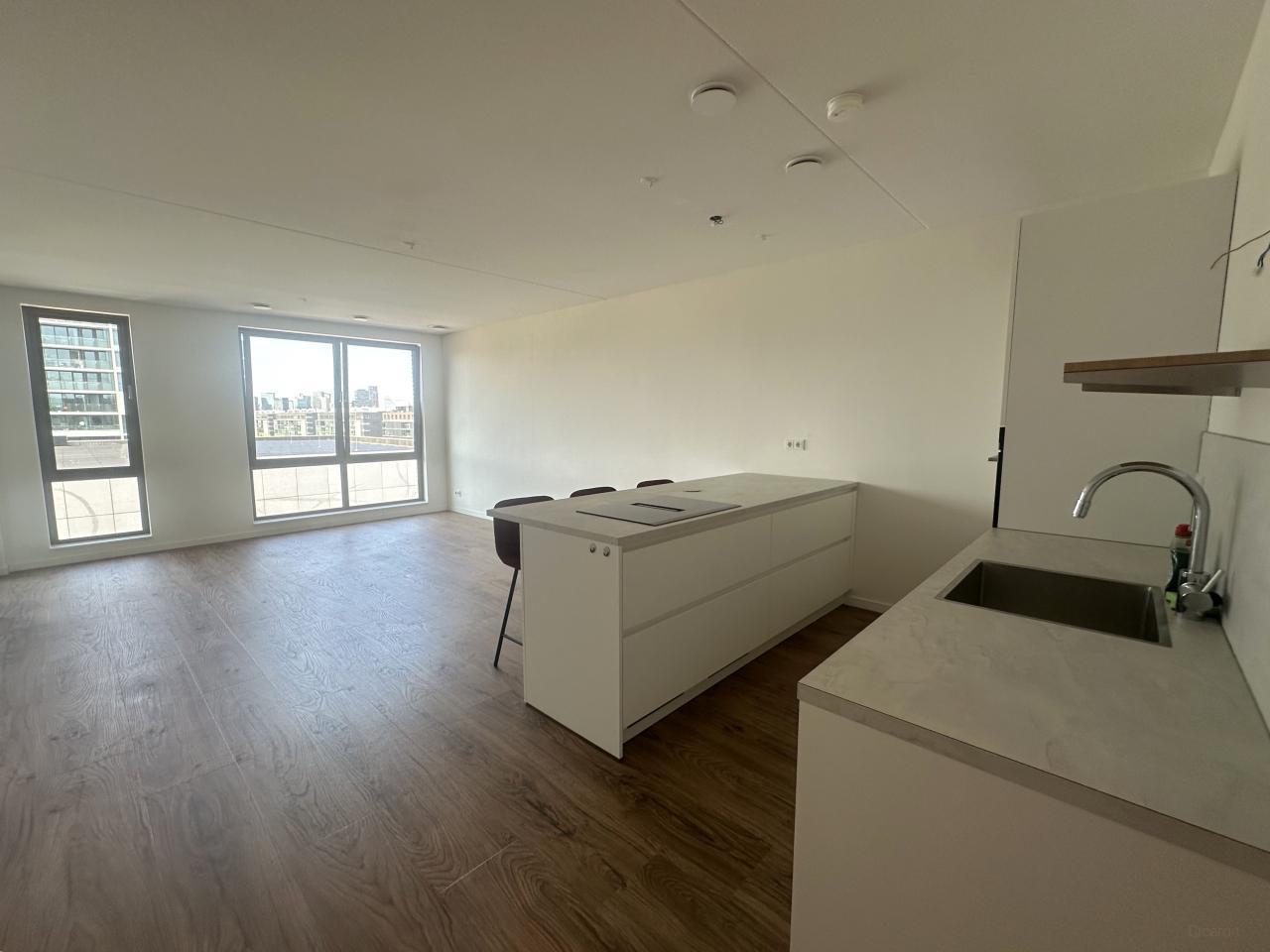 2-kamerappartement met balkon en skylinezicht - Afbeelding 3