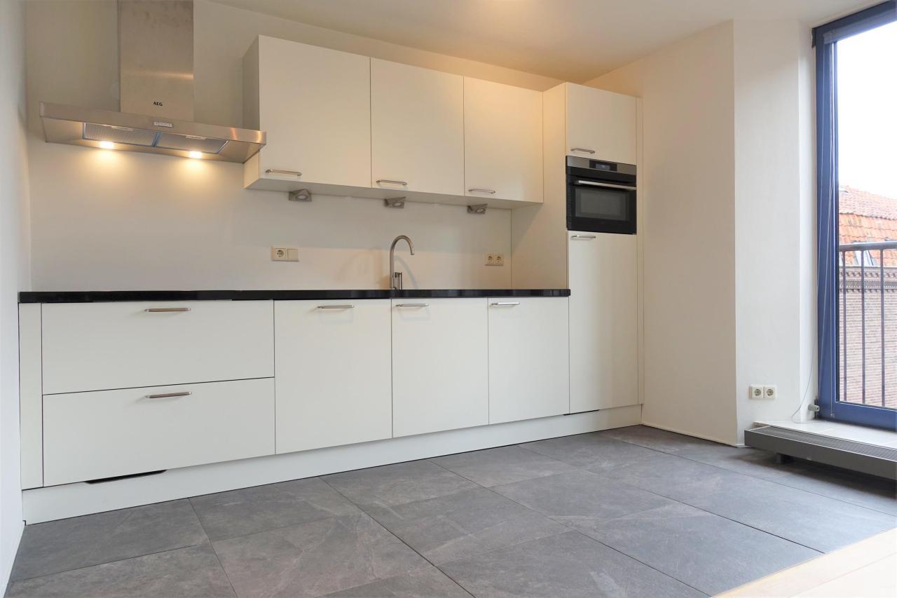 Maisonette on Oudegracht with canal views - Image 3