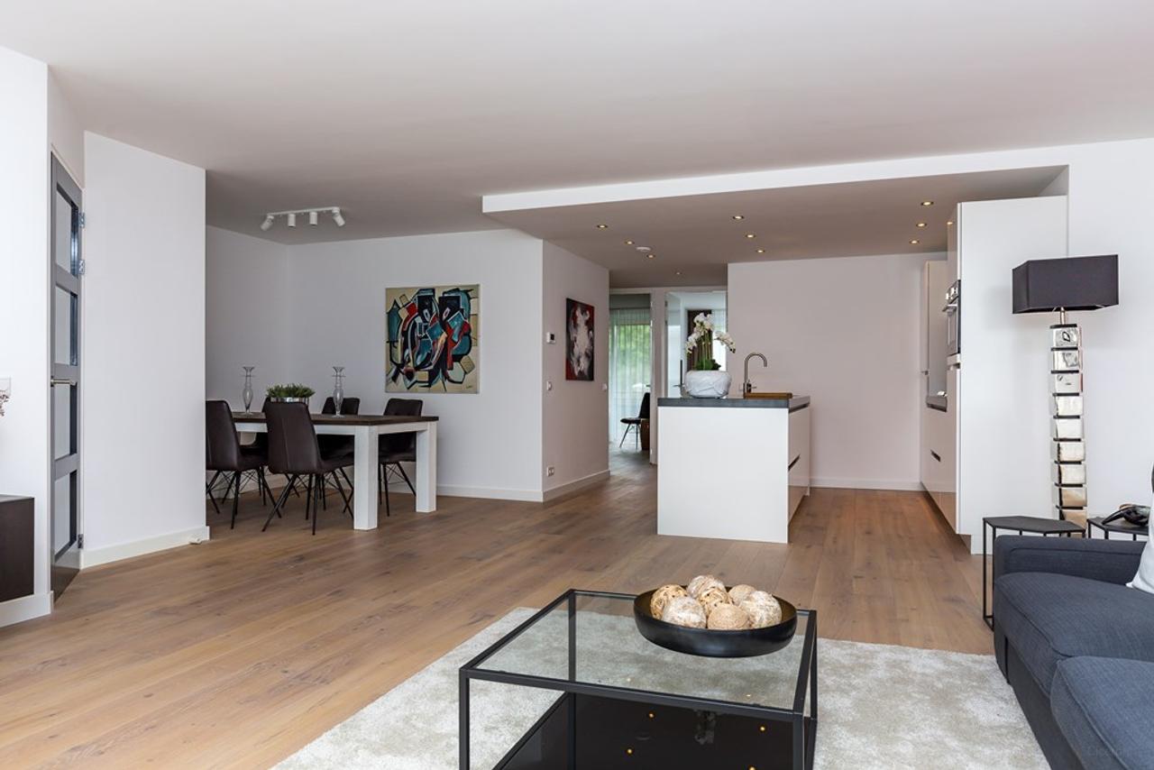 Gemeubileerd 3-kamerappartement met balkon - Afbeelding 7