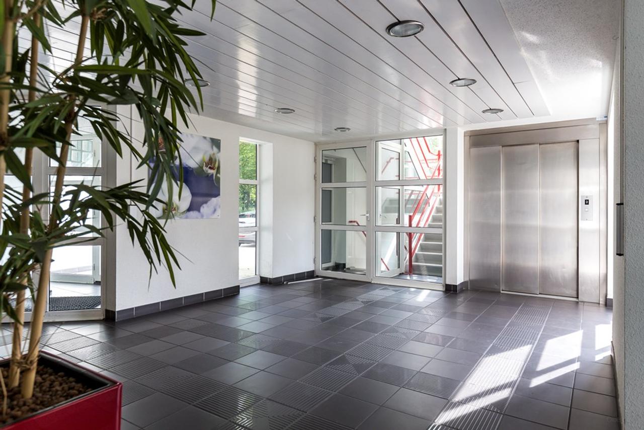 Gemeubileerd 3-kamerappartement met balkon - Afbeelding 28