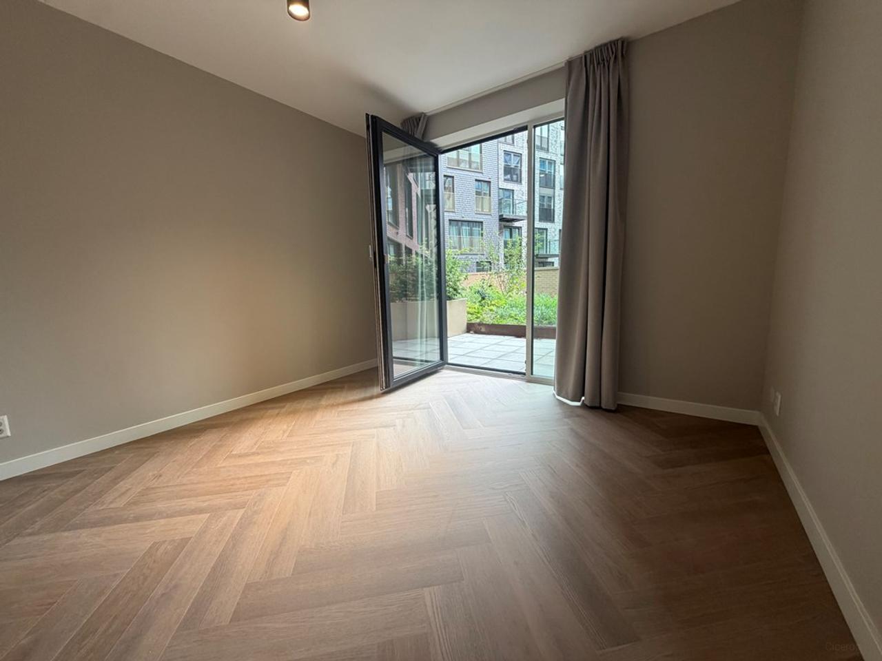 2-kamer appartement met terras in Hyde Park - Afbeelding 3