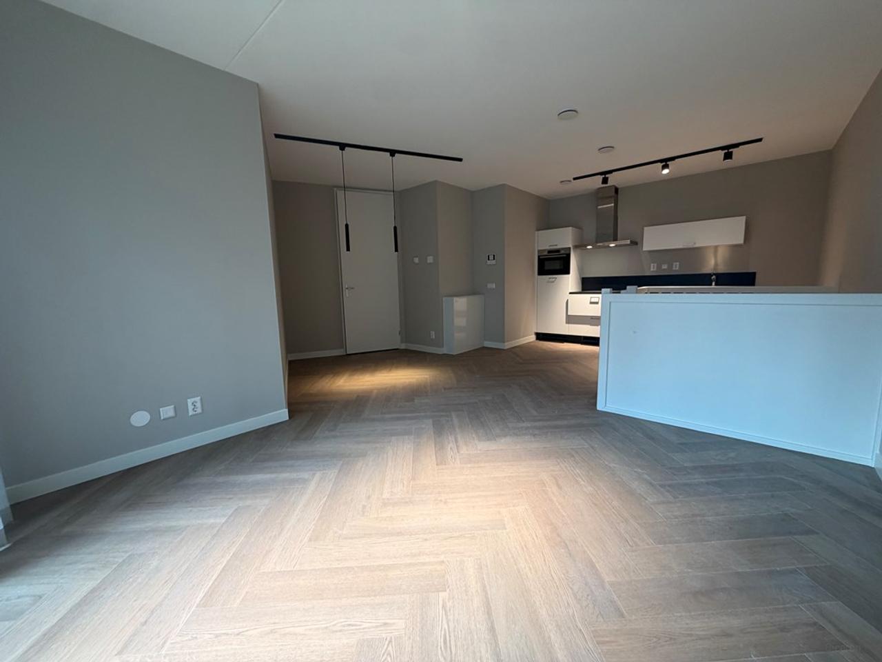 2-kamer appartement met terras in Hyde Park - Afbeelding 4