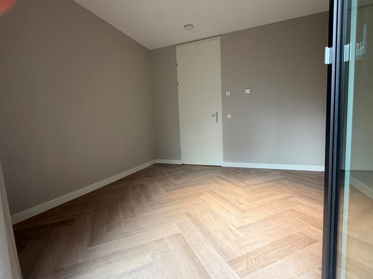 2-kamer appartement met terras in Hyde Park - Afbeelding 5
