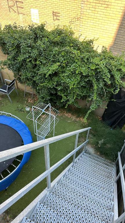 Gemeubileerd gezinshuis van 296 m² met tuin - Afbeelding 47