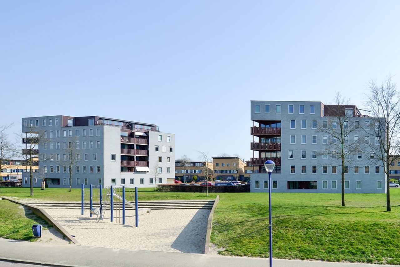 Licht 3-kamerappartement met balkon in Hilversum - Afbeelding 3