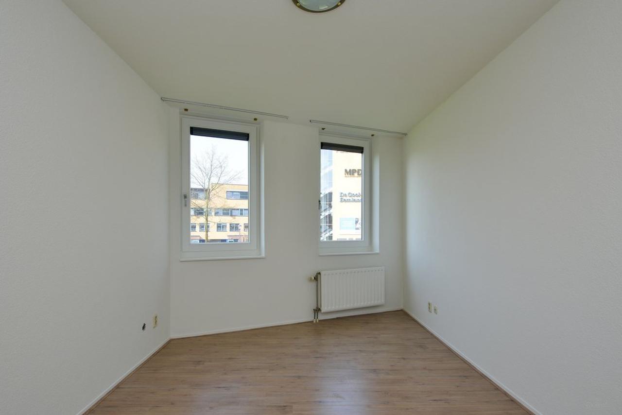 Licht 3-kamerappartement met balkon in Hilversum - Afbeelding 10