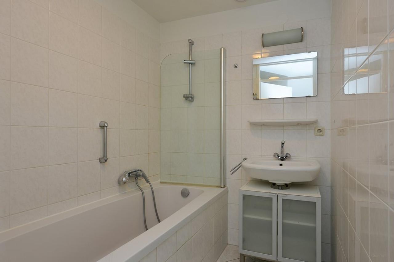 Licht 3-kamerappartement met balkon in Hilversum - Afbeelding 11