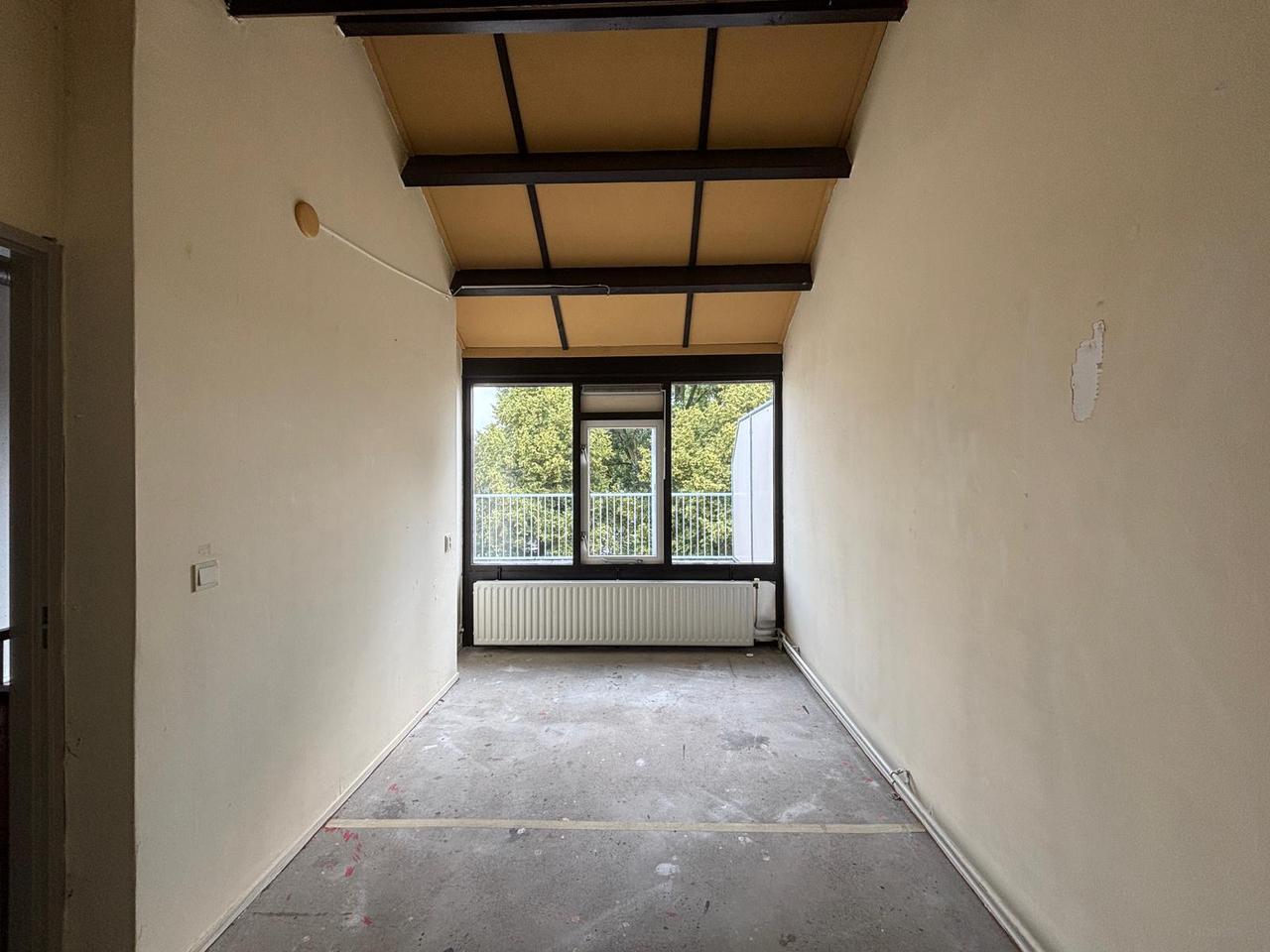 121 m² woonruimte met 4 slaapkamers - Afbeelding 3