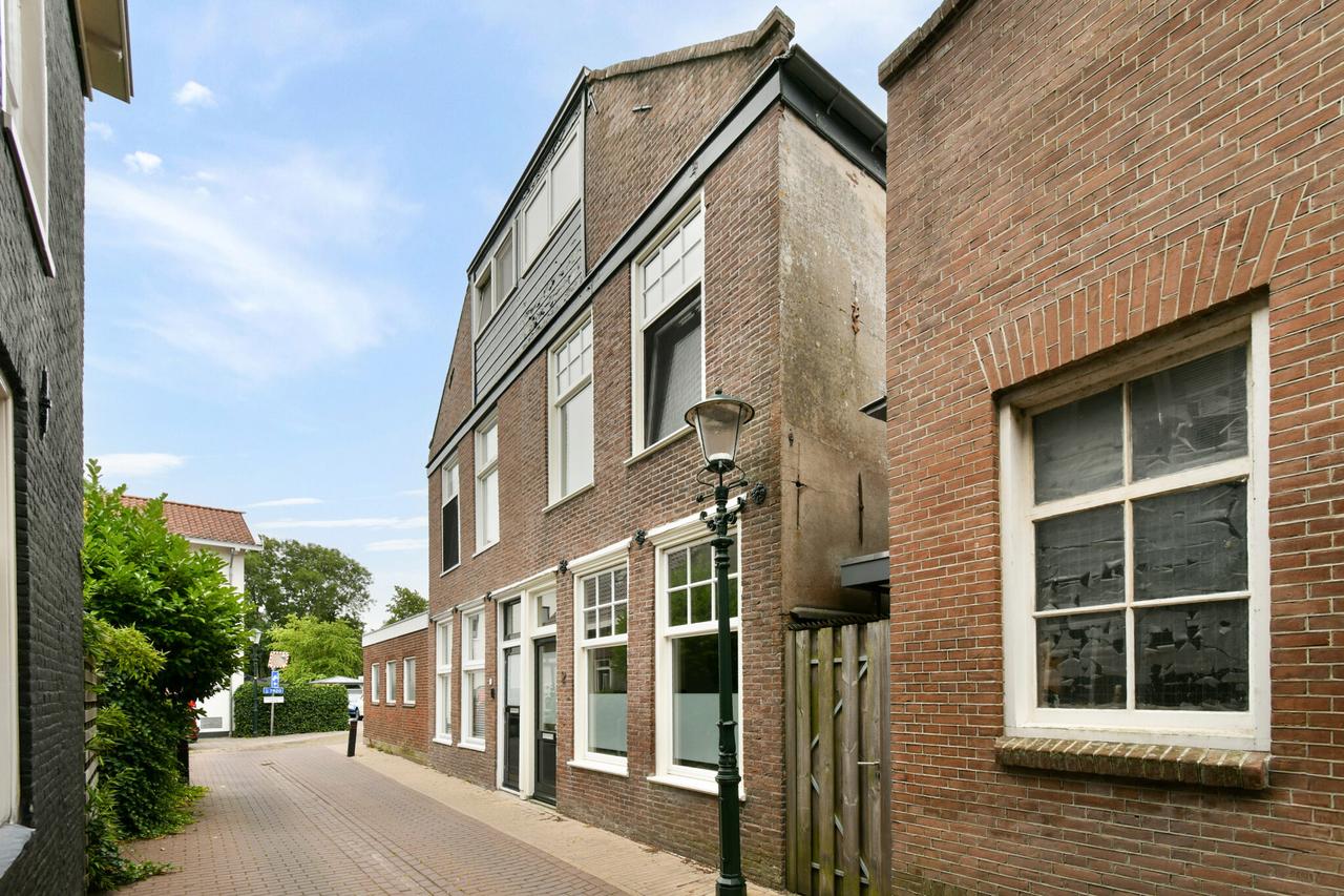 Gemeubileerd huis met tuin in centrum Purmerend - Afbeelding 1