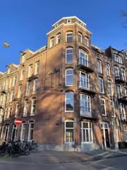 Licht 3-kamerappartement met patio in Amsterdam