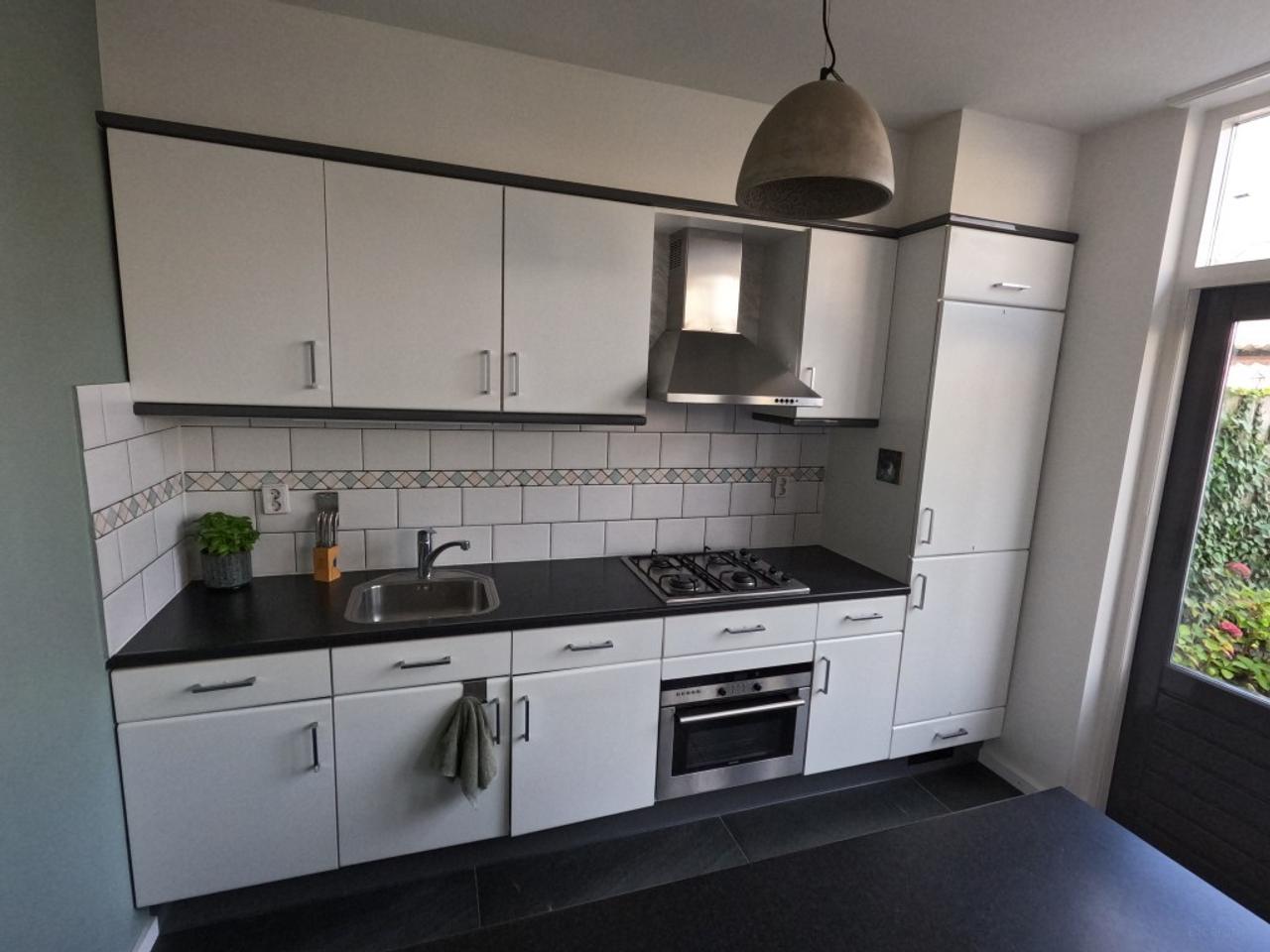 Hoekwoning met 3 slaapkamers en tuin - Afbeelding 6
